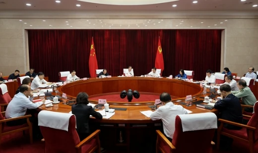 省委常委會省委深改委會議學(xué)習(xí)貫徹習(xí)近平總書記重要講話重要指示精神強調(diào) 結(jié)合主題教育推動改革工作走深走實推進解難題促發(fā)展惠民生取得新成效